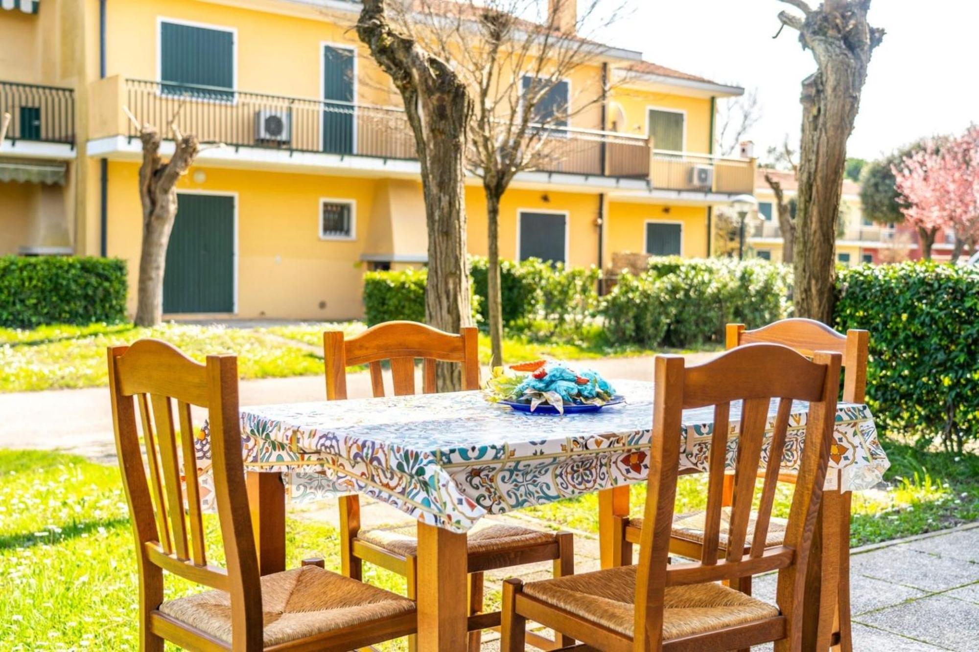 Apartament Renovated With Pool In Bibione